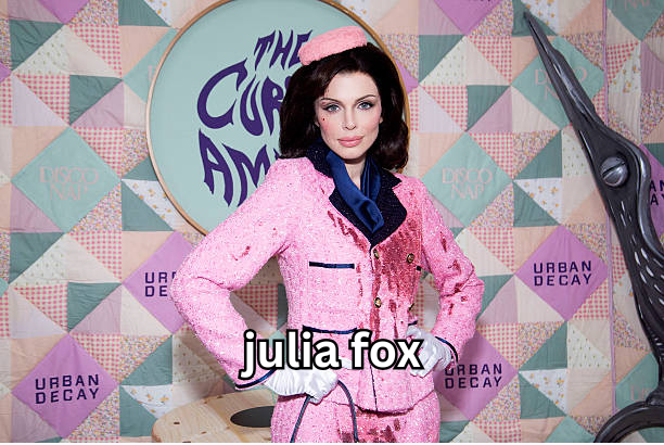 julia fox